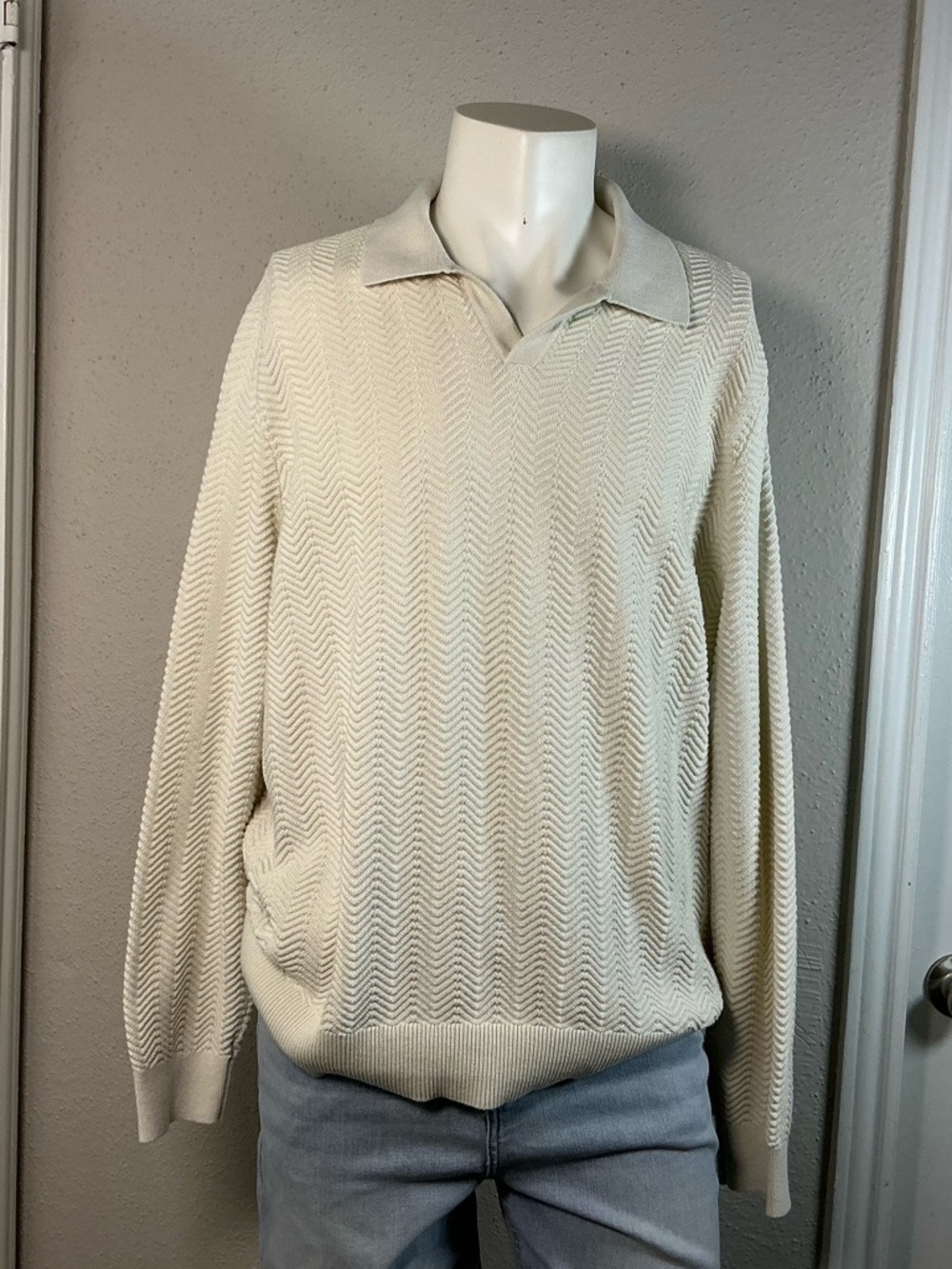 Goodfellow & Co Cream V-Neck Collared Knit Sweater